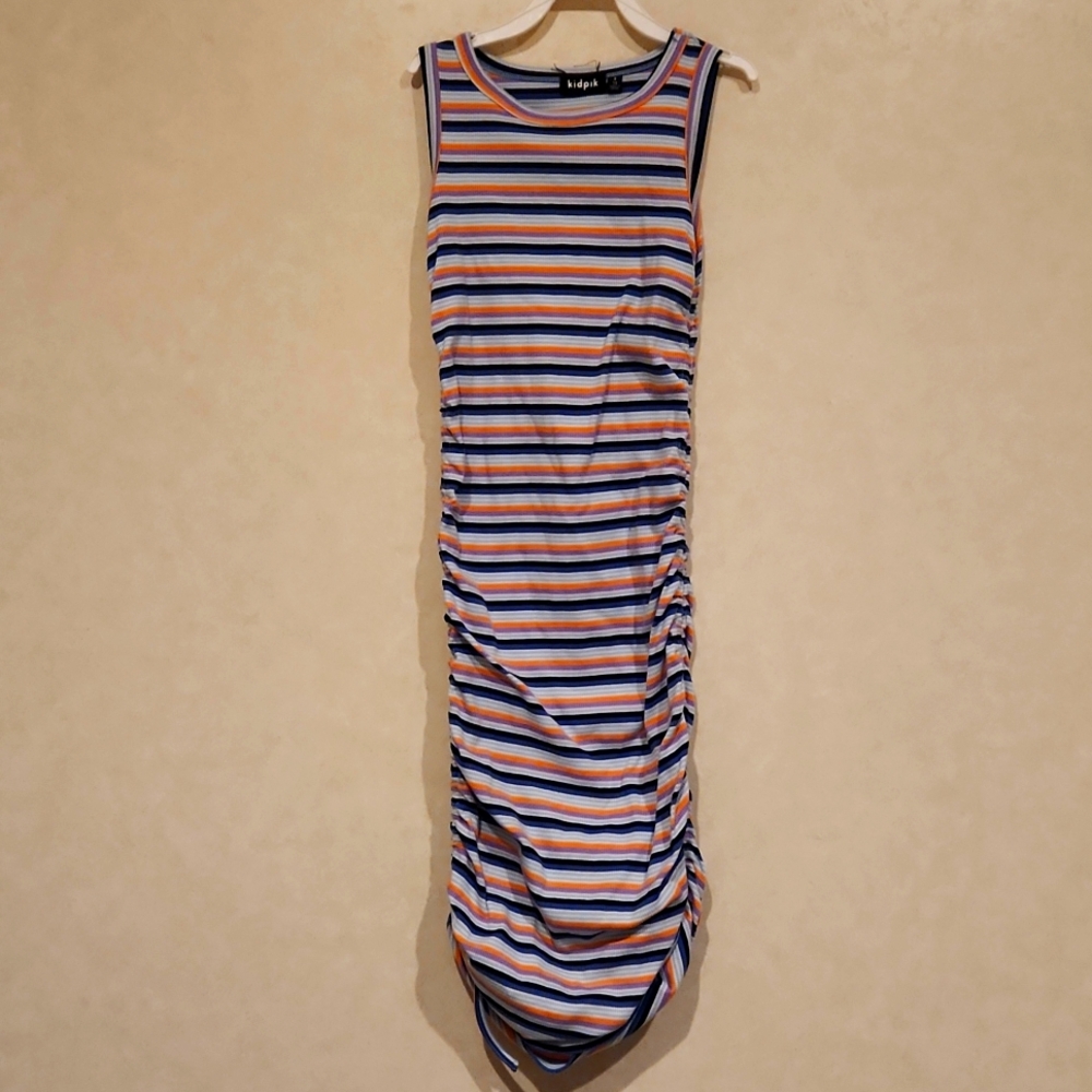 Kidpik brand dress size 7/8 girls. Scrunched sides. See pictures for details.